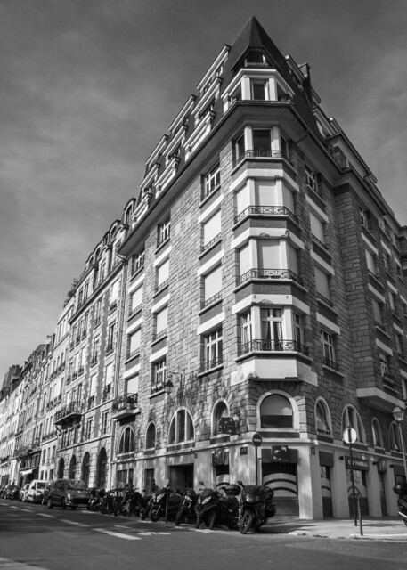 Parisian Apartments 01/07/2020