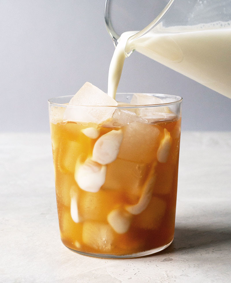 iced chai latte