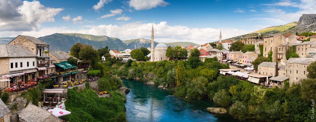 Mostar / Old Town & Neretva River