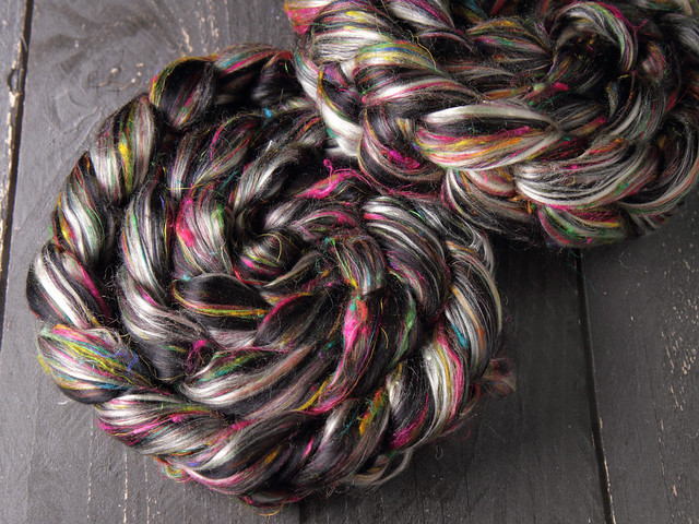 110g Karma Blend Bamboo, Recycled Sari Silk and Mint eco friendly combed top/roving spinning fibre – ‘Hidden Gems’