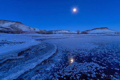 bluemesareservoir dusk frost ice mooon shore sunset