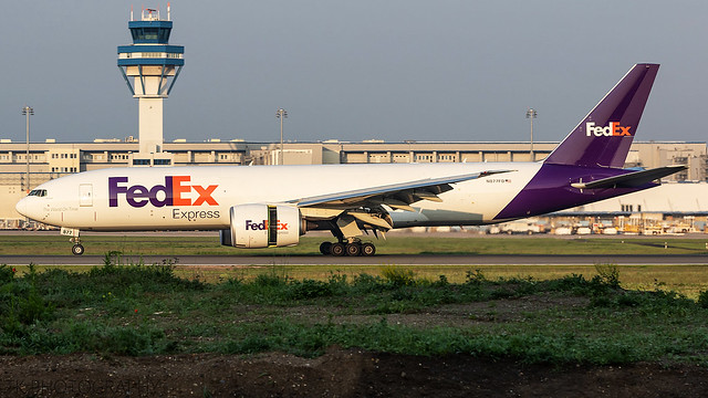 N877FD Federal Express (FedEx) Boeing 777-FS2