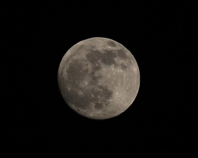 Moon from 09.01.2020 visibility 96%