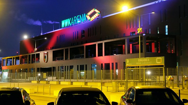FCA WWK Fussballstadion bei Nacht