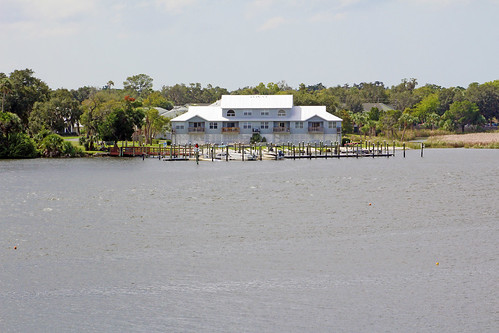 landscape docks river boats florida residence condominium crystalriver