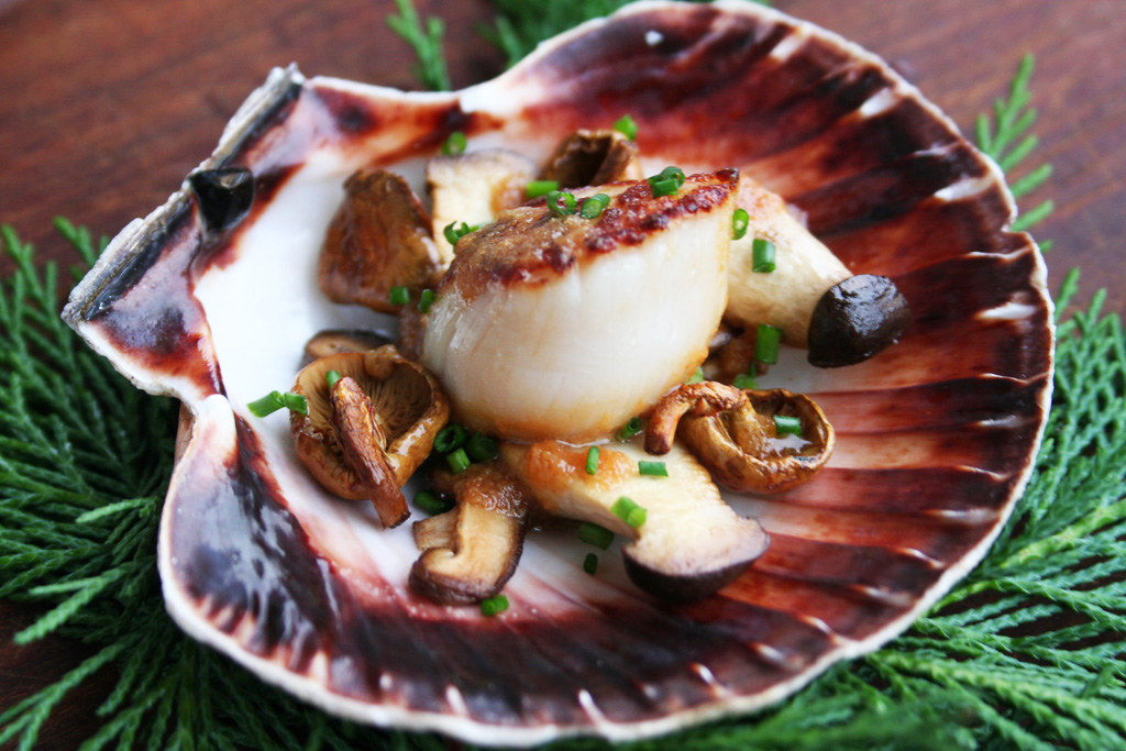 Seared Scallop With Miso Butter And Mushrooms The Glutton Life