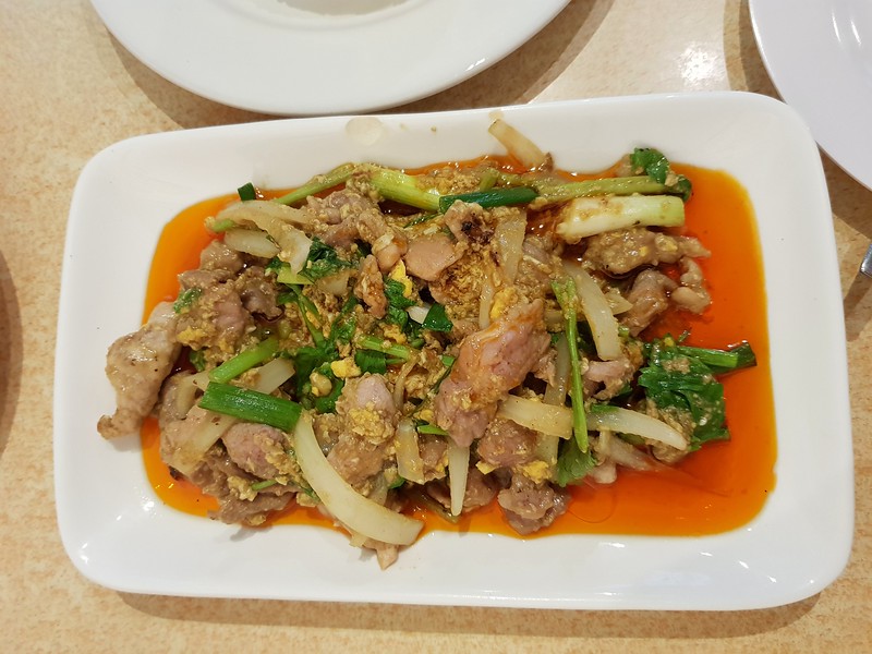Phong Kari - Yellow Curry Pork