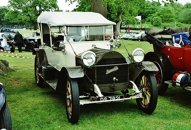 1914 Hupmobile Model 32 Tourer