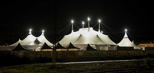 - Circus Soleil - | Düsseldorf Das weiße Grand-Chapiteau-Zel… | Flickr