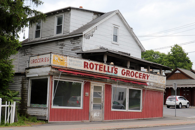 Rotelli's Grocery