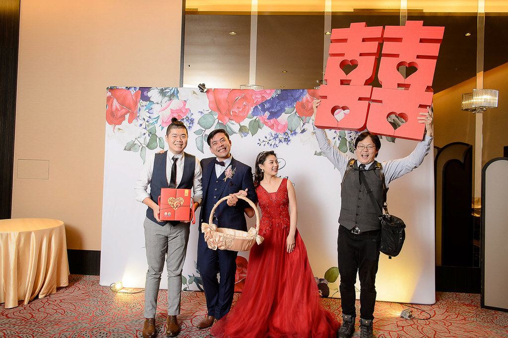 [婚禮攝影]少佑意淳 早儀式晚宴@中和華漾會館-最專業的團隊完成每場完美婚禮紀錄，拍的不只好更要快! #婚攝