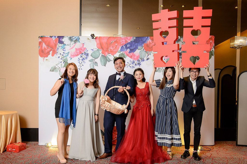[婚禮攝影]少佑意淳 早儀式晚宴@中和華漾會館-最專業的團隊完成每場完美婚禮紀錄，拍的不只好更要快! #婚禮紀錄