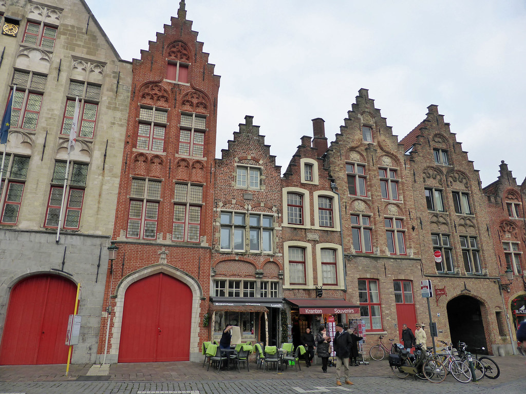 Jan van Eyckplein | Flemish architecture alongside the north… | Flickr