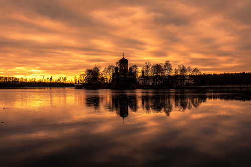 nature landscape sunset reflection relax promenade vvedenskymonastery vvedensky monastery vvedenskoelake sunlight pokrov vladimiroblast russia goldenhour church cathedral afterglow temple travelphotography travel water sky skyline silhouette orthodox dusk glow clouds