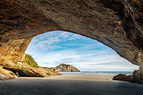 trypticpending seacave slideshow archwayislands southisland 2019bookpending wharariki facebook flickr golddpi awarded beach aspleysubmitted open caves nztour 2019tour collingwood tasmandistrict newzealand landscapeseascape
