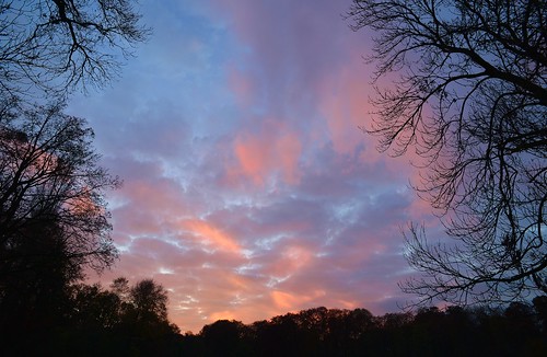 germany munich deutschland münchen bayern bavaria englischergarten englishgarden sky clouds himmel wolken sunset afterglow dusk colourful colorful ©allrightsreserved