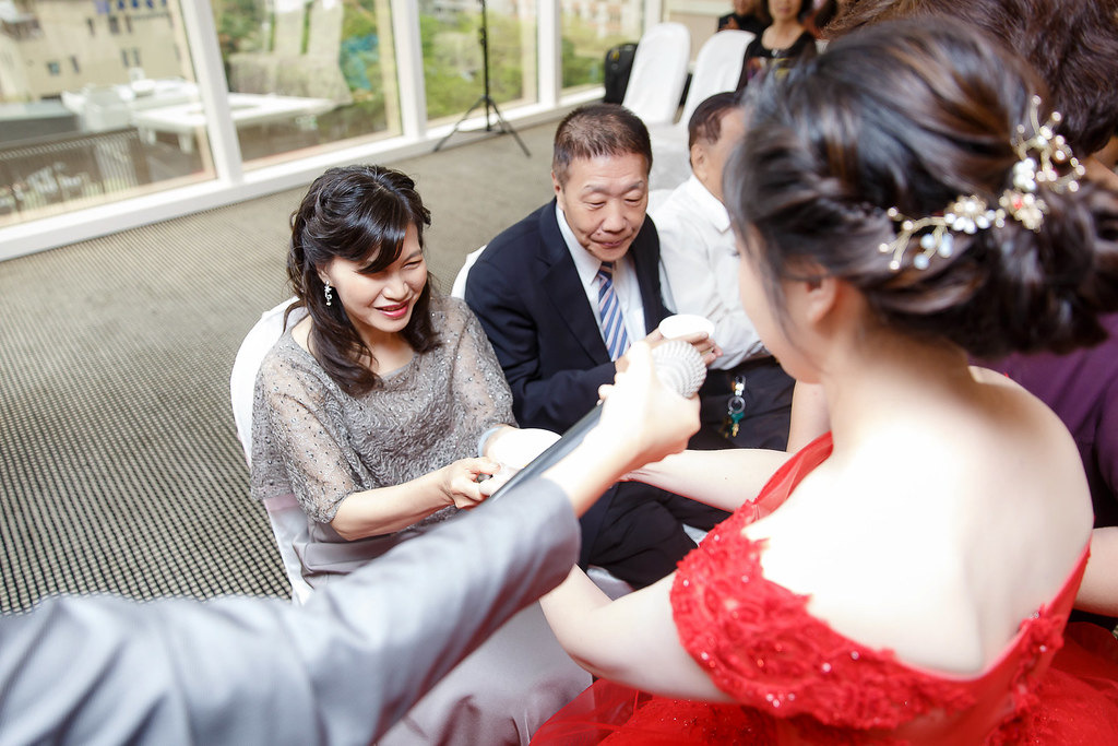[婚禮攝影]文興文心 文定午宴@台中林酒店-最專業的團隊完成每場完美婚禮紀錄，拍的不只好更要快! #婚禮紀錄