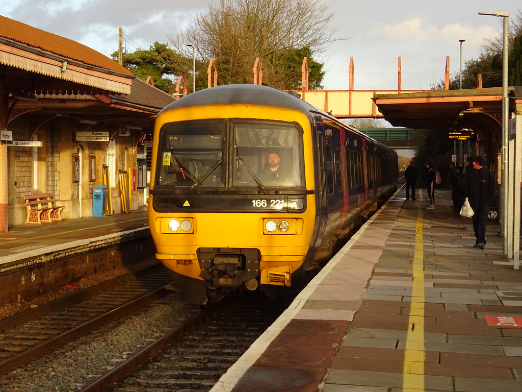 Flickr Yatton GWR 166221 @ Yatton | Great Western Railway Class 166, 16622… | Flickr