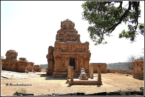 nothamalai cholas cholaarchitecture templesarchitecturesscuptures pallavas vijayalayacholeswaratemple muttaraiyar rockcuttemples sivatemple