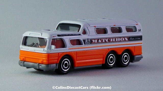 Matchbox - '55 GMC PD-4501 Scenicruiser