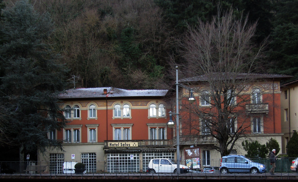 Porretta Hotel