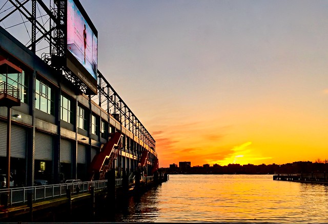 Sunset (1/2) - Chelsea Piers, New York City