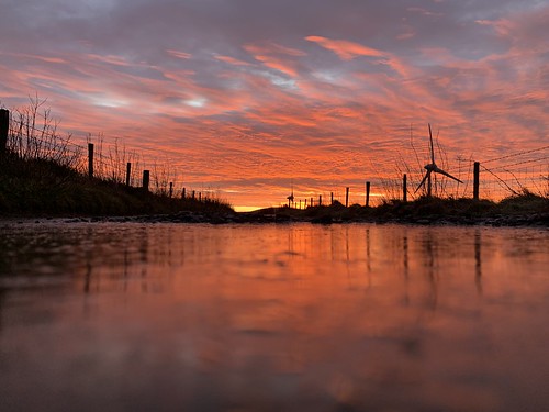 sunrise buncrana donegal iphone frost ireland iphonexs windmill