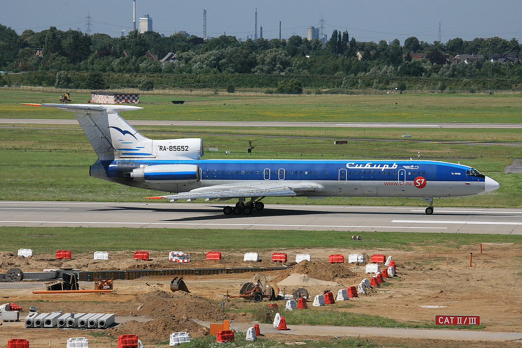RA-85652, Tupolev Tu-154M Sibir S7 @ Düsseldorf DUS EDDL