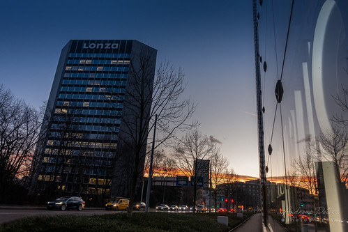 DSC09900_s by AndiP66, Lonza Sunrise, Basellonza lonzatower basel schweiz switzerland jacobburkhardt gebäude building sonne