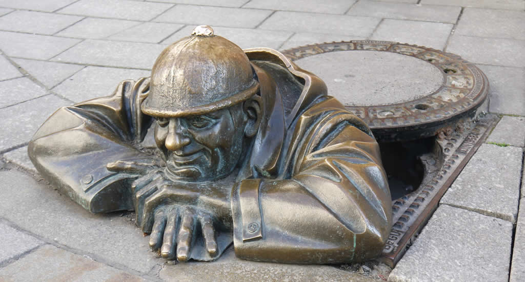 Bezienswaardigheden Bratislava | Bronzen beelden in Bratislava, Slowakije