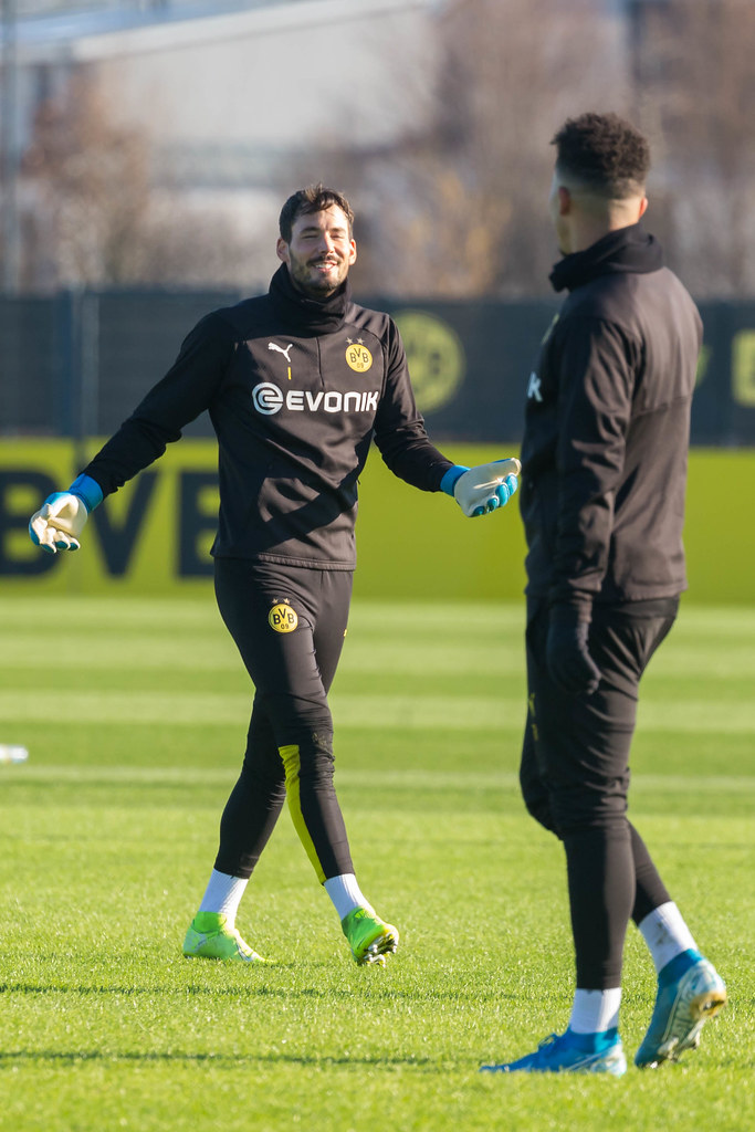 Borussia Dortmund goalkeeper Roman Bürki makes a gesture w… - Flickr