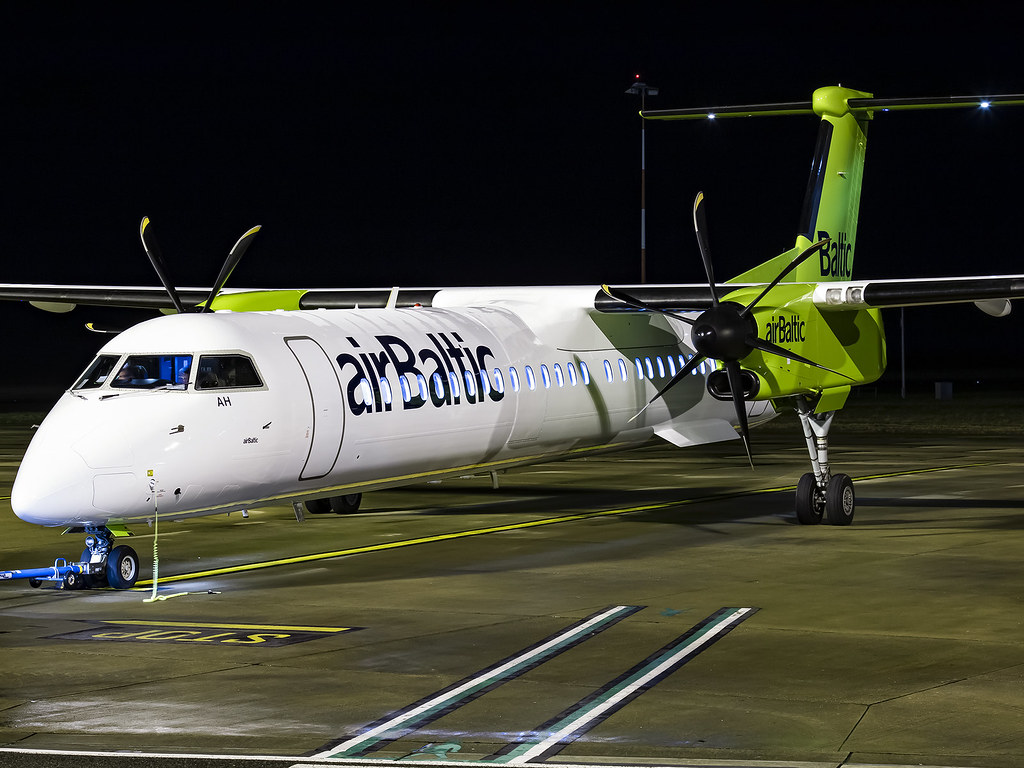 Air Baltic | Bombardier DHC-8-402Q Dash 8 | YL-BAH