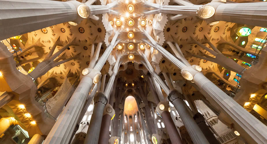 Bezienswaardigheden Barcelona: La Sagrada Familia | Mooistestedentrips.nl