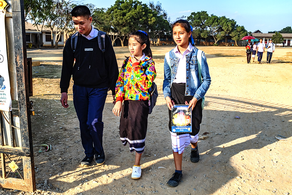 Kids leaving Sisophon School--Phonsavan 4