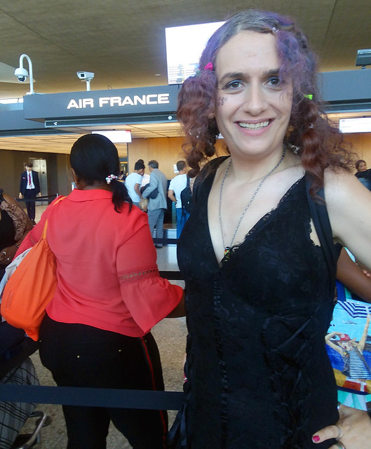 OOPS FORGOT TO UPLOAD THESE ONES FROM A DAY EARLIER ==> 20180902 1449 - Claire's FFS - 02 - Dulles airport - Claire - (by Carolyn) - 21491459