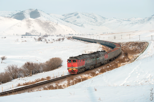 season winter sky snow diesellocomotive locomotive 2te116 railway rzd railfan railroad railways trains trainspotting transport ngc nikon nikondf 70200mm mongolia monrailpic mountian