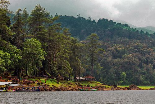 lake patenggang situ ciwidey bandung tourism landscape scenery