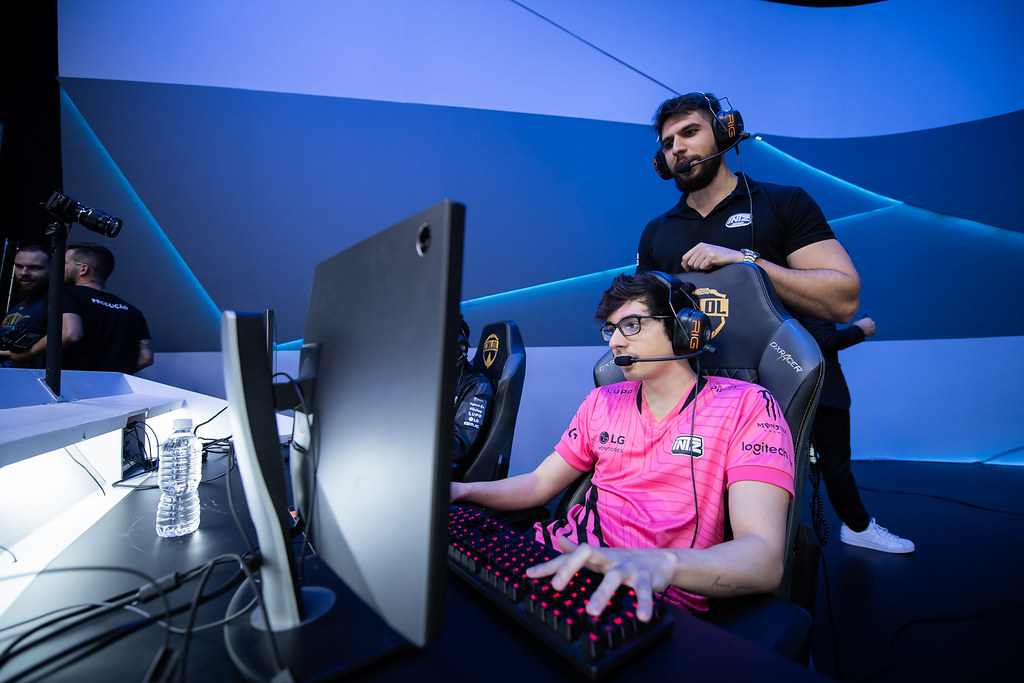 CBLoL 2020 - Primeira Etapa - Semana 1 - Dia 1