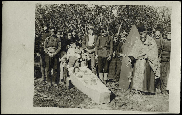 ArchivV100 Beisetzung in Rußland, 1914-1918