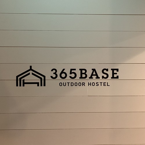 365BASE Outdoor Hostel
