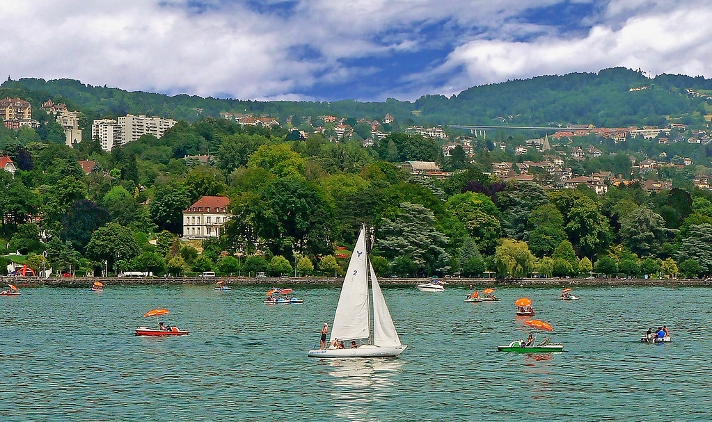 SWITZERLAND - Lausanne and Leman lake