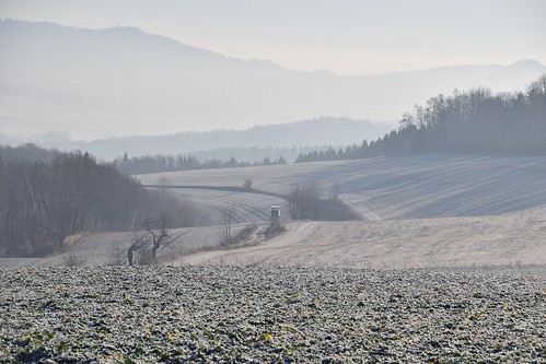 winter landscape view frost weather path road hills mountains karkonosze fields klecza wleń lenno lowersilesia dolnyśląsk polska poland