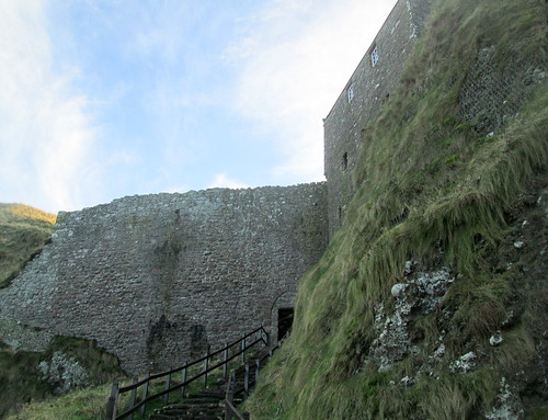 Dunnottar Castle  entrance