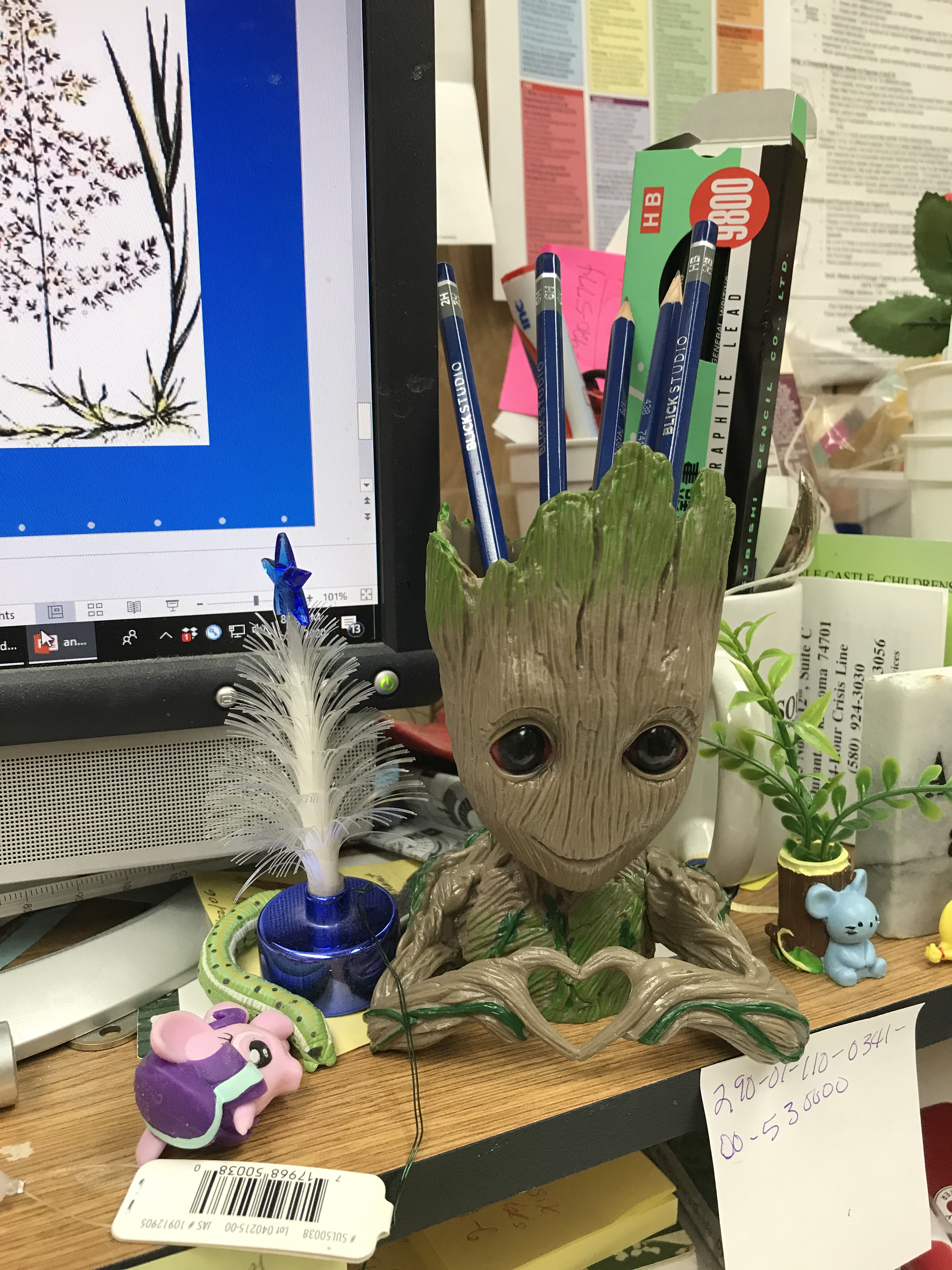 Groot at work