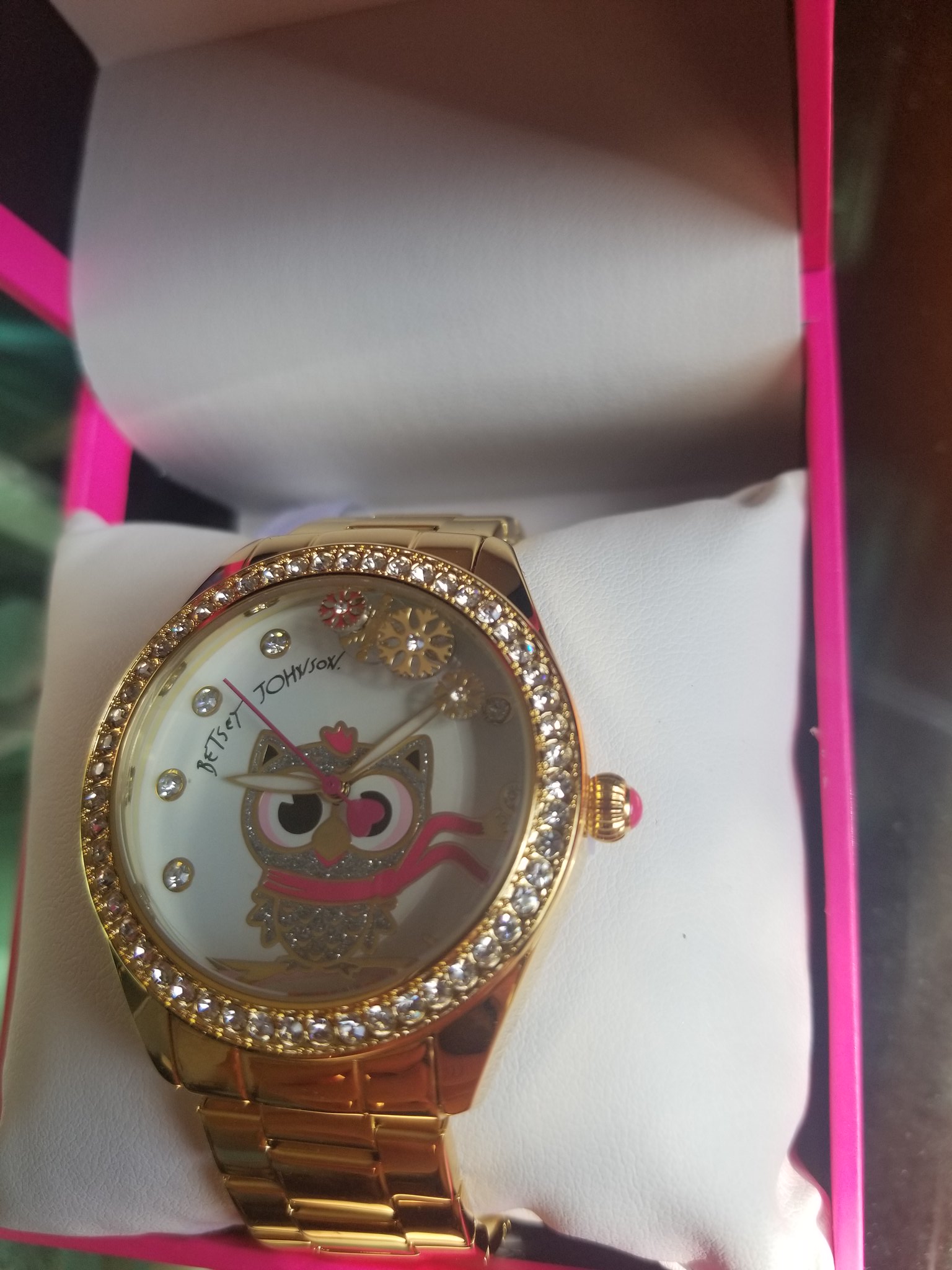 đồng hồ gold đính đá nữ Betsey Johnson new in box - 4