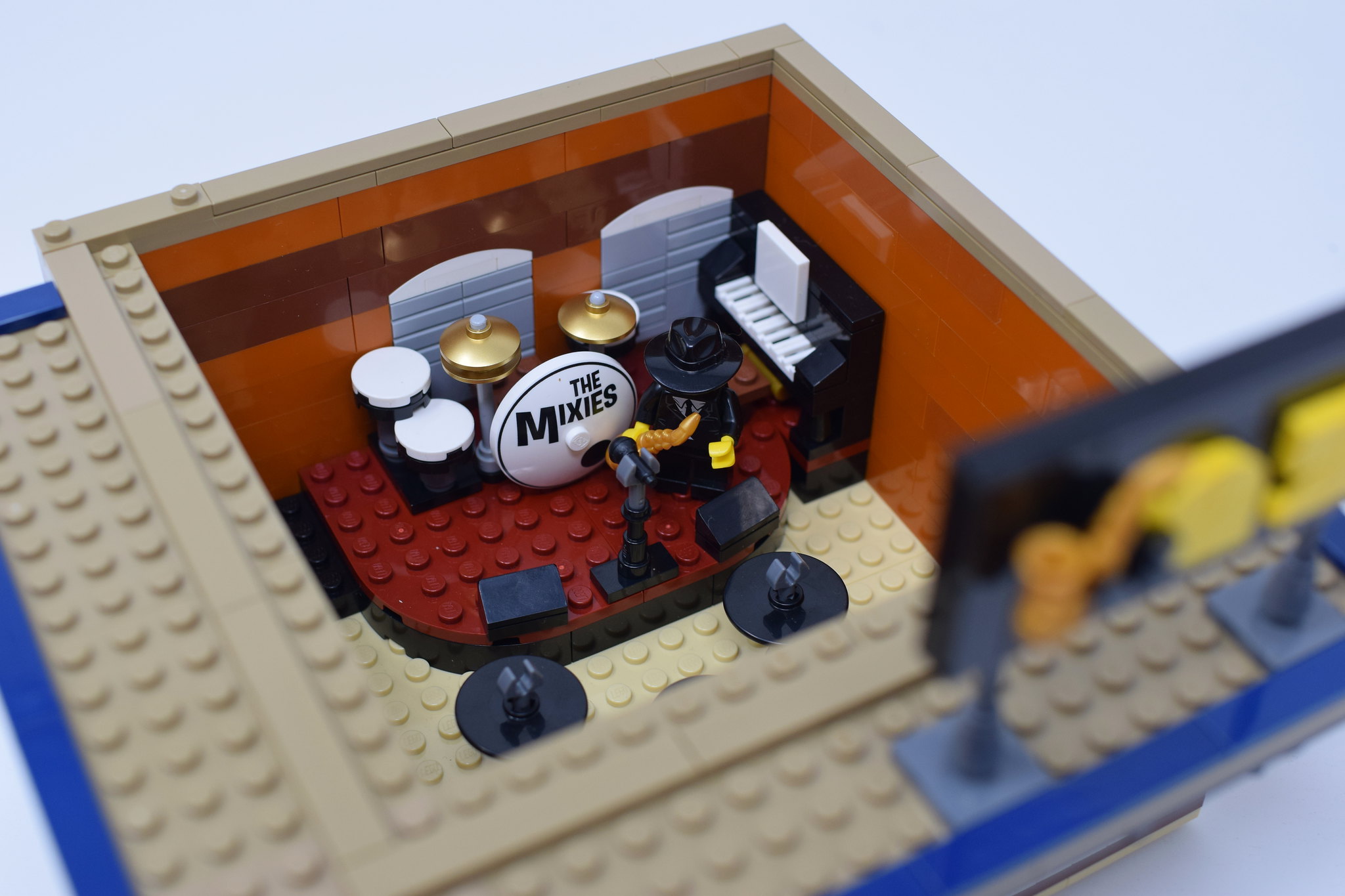 LEGO Modular New Orleans Jazz Club