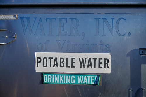 signs drinkingwater watertrucks potablewater duncanstruckgraveyard tankertrucks columbiavirginiausa