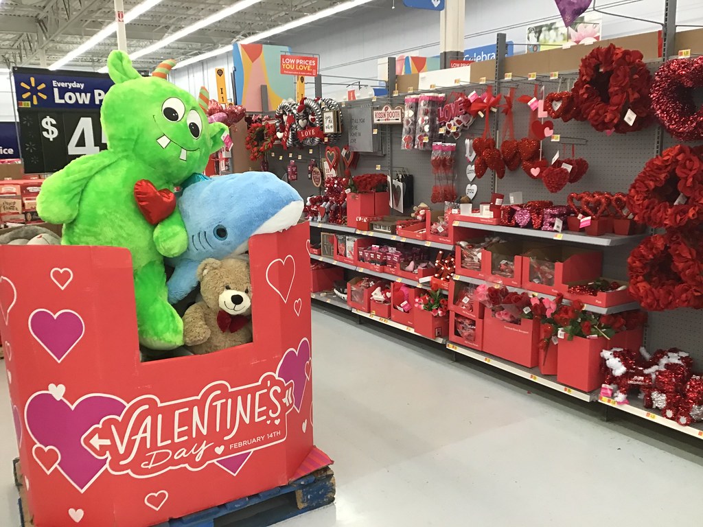 Walmart Giant Valentine's Plush | Walmart Giant Valentine's … | Flickr