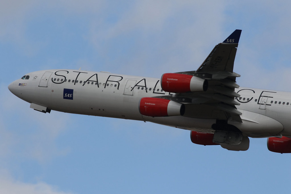 Scandinavian Airlines OY-KBM  "Astrid Viking"/Star Alliance Scheme