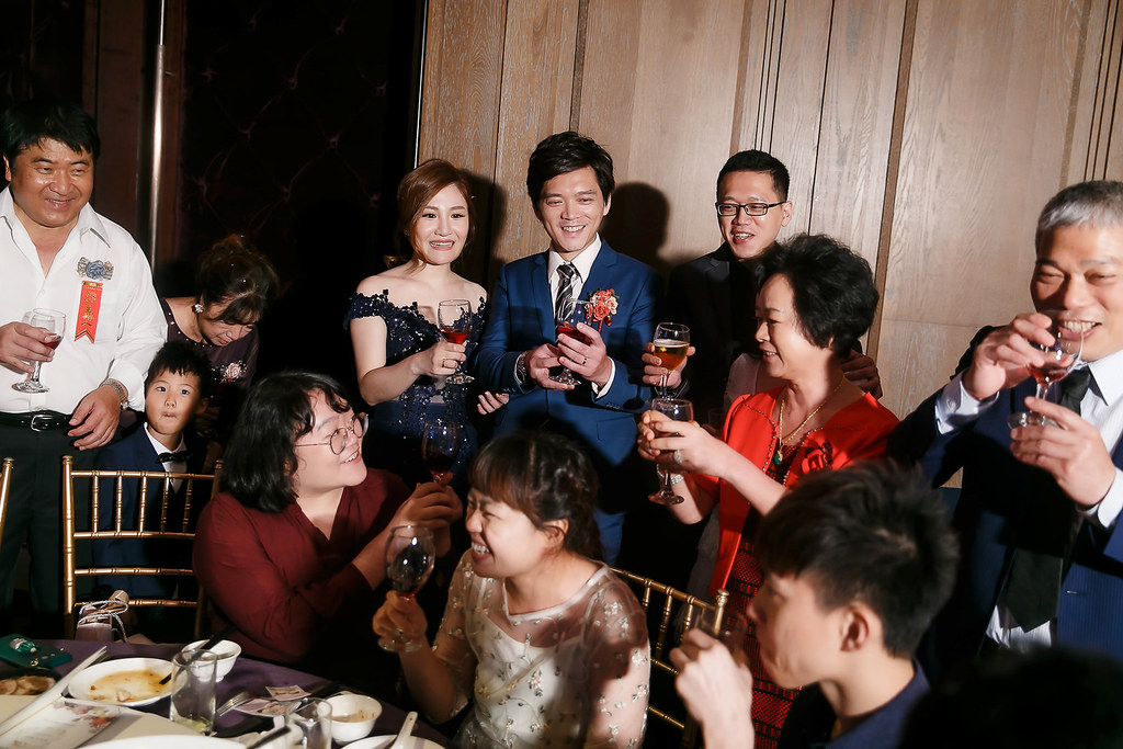[婚禮攝影]盈宏姿伶 幸福午宴@新莊頤品大飯店-最專業的團隊完成每場完美婚禮紀錄，拍的不只好更要快! #台北婚攝